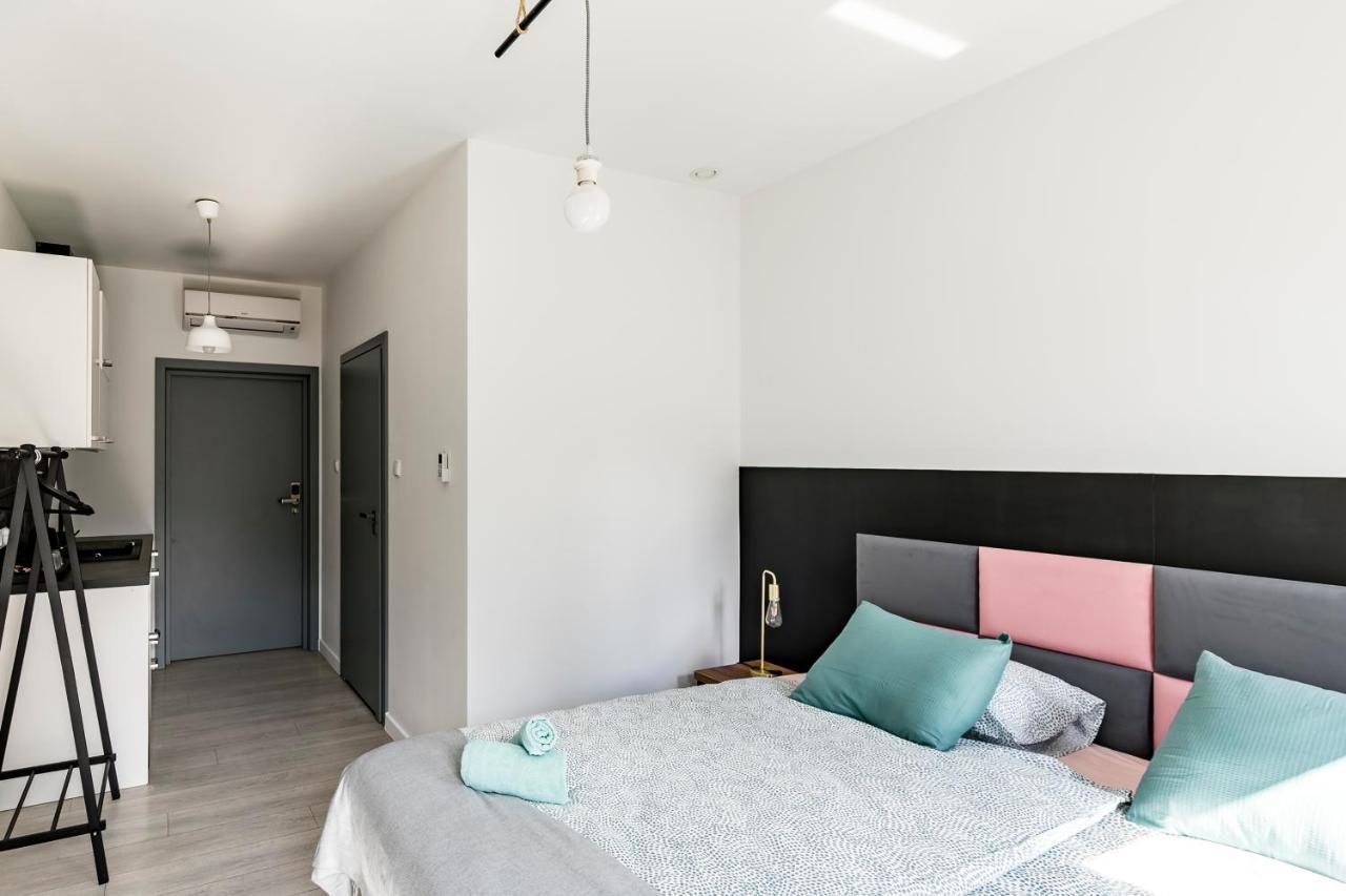 Cooltour Aparthotel Poznań Exteriör bild