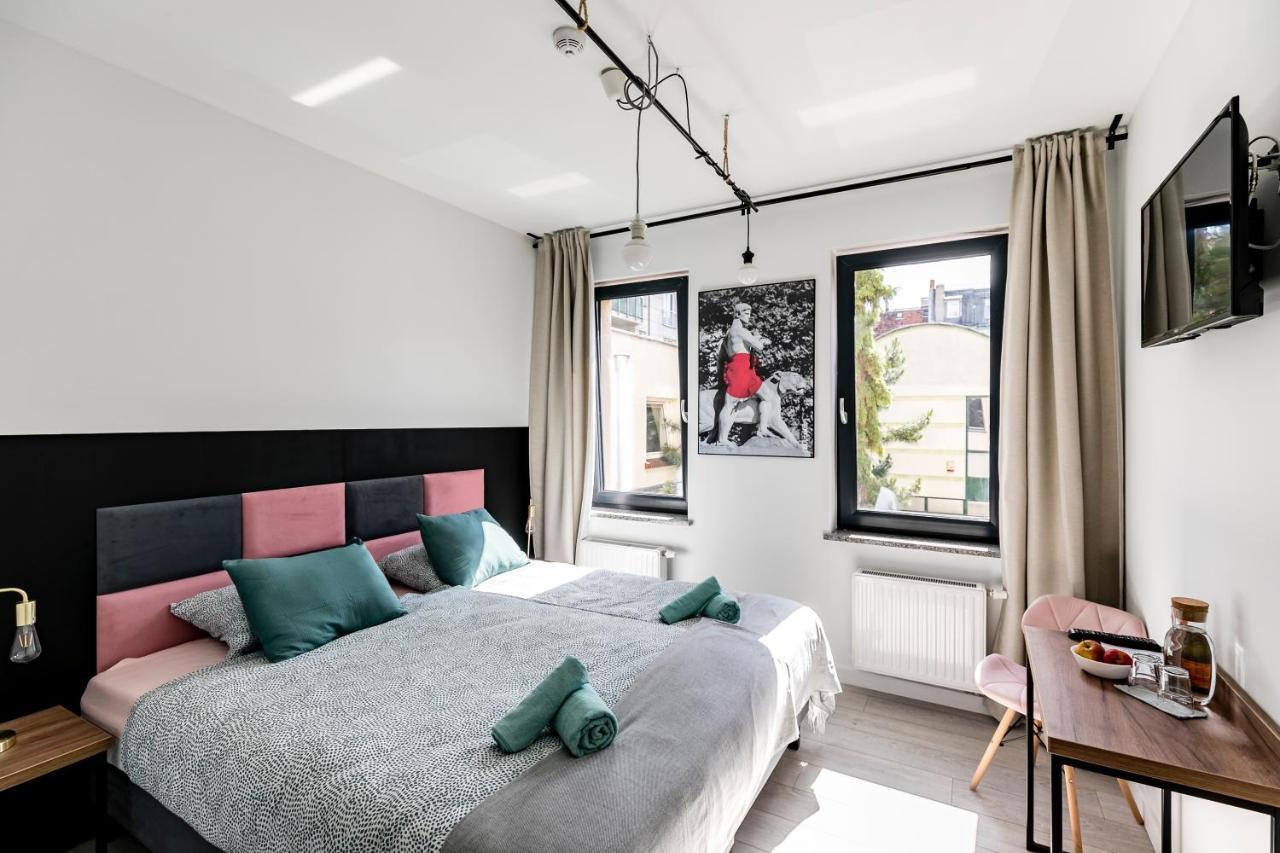 Cooltour Aparthotel Poznań Exteriör bild