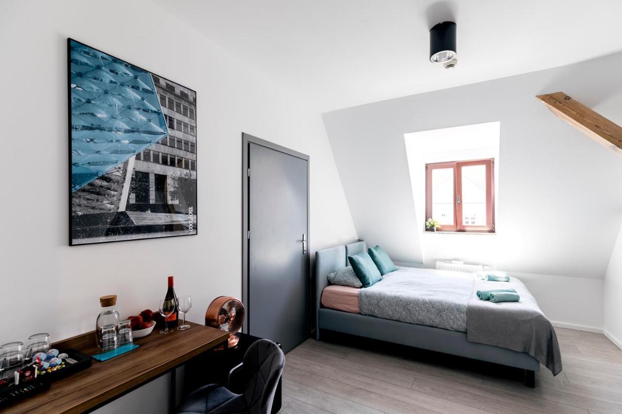 Cooltour Aparthotel Poznań Exteriör bild