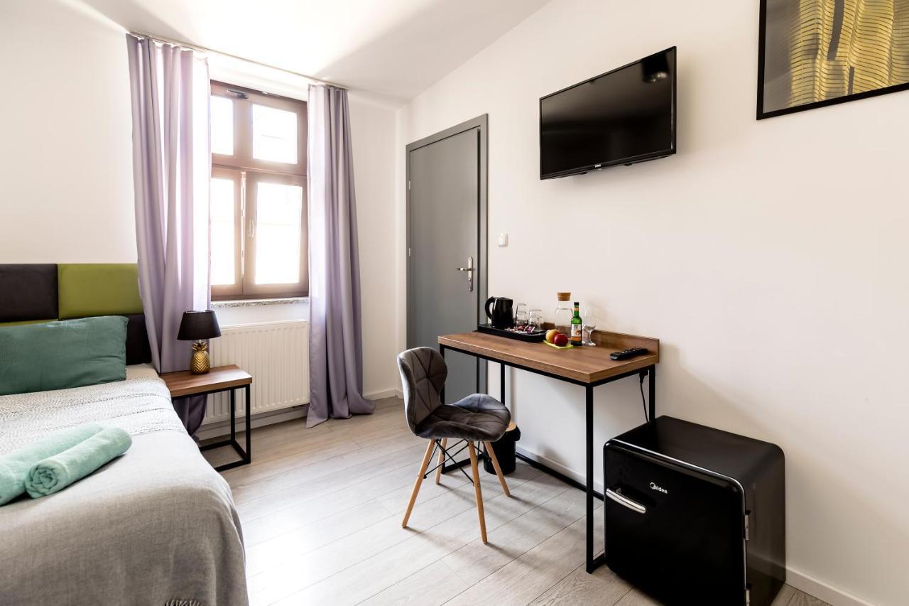 Cooltour Aparthotel Poznań Exteriör bild